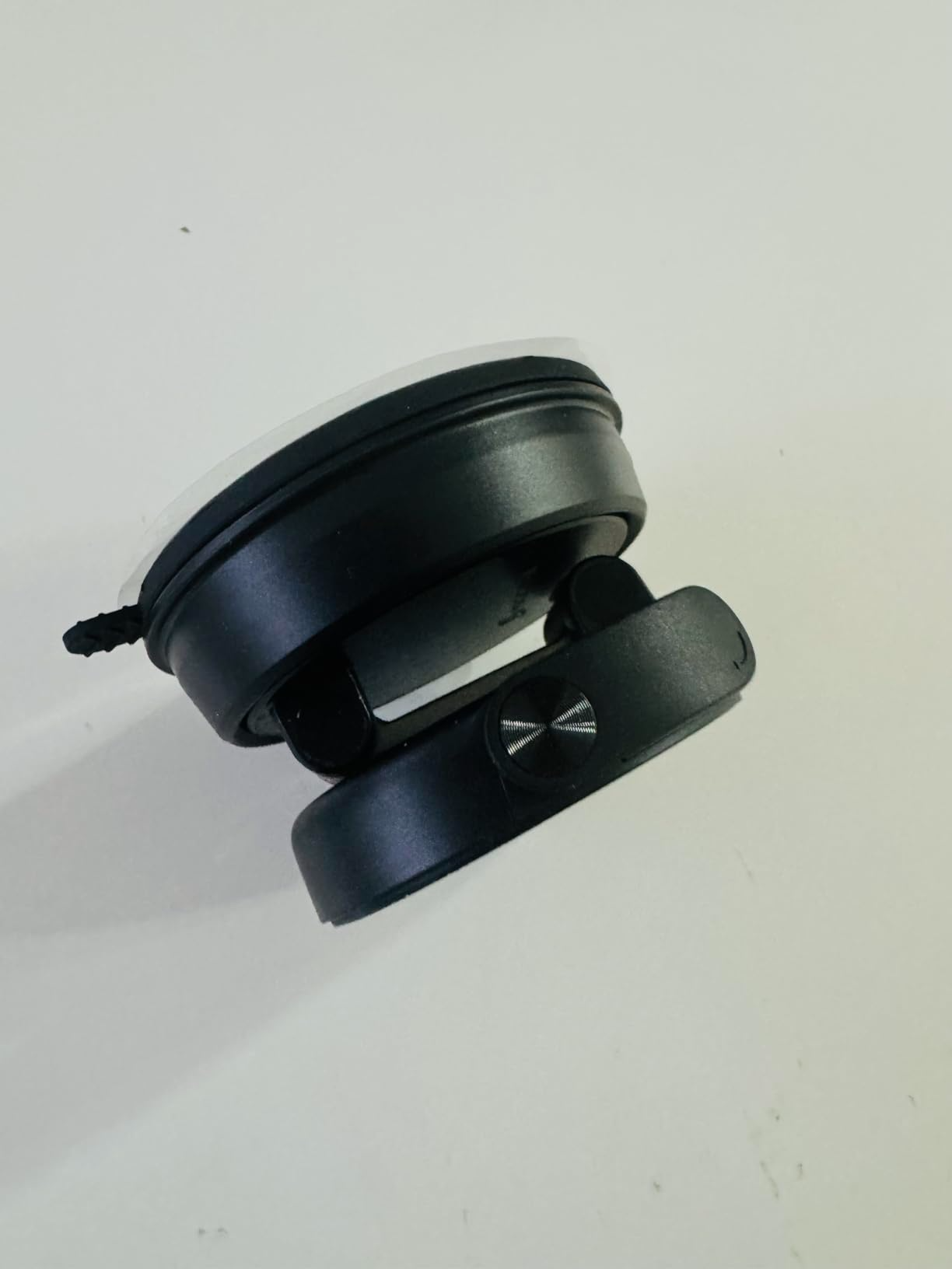 360° Rotating Adjustable Vacuum Magnetic Phone Holder